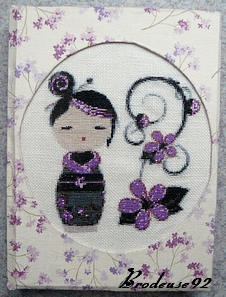 grille point de croix kokeshi gratuite