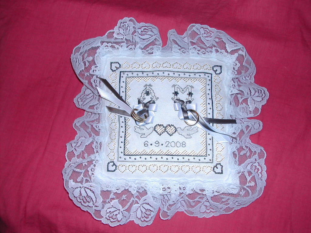 point de croix coussin mariage