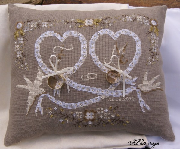 point de croix coussin mariage