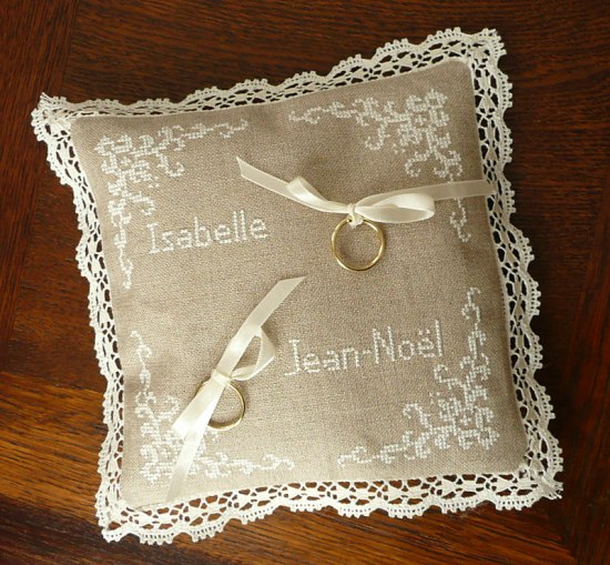 point de croix coussin mariage