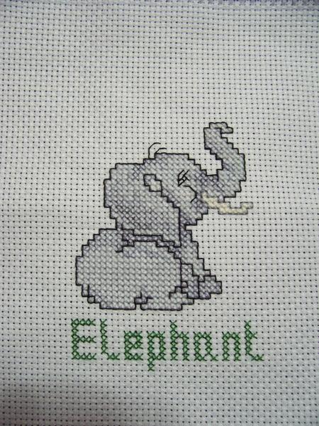 point de croix elephant