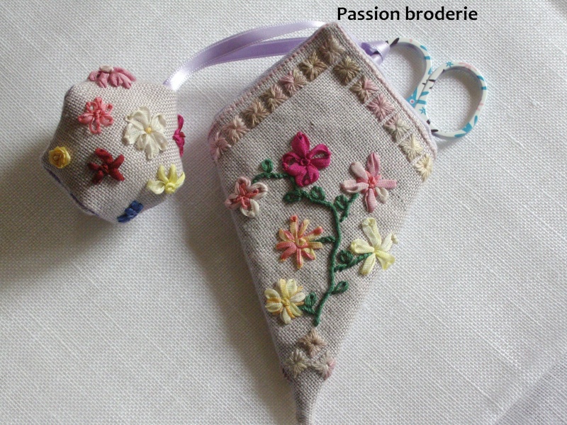 grille point de croix etui a ciseaux