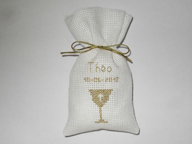 motif point de croix communion