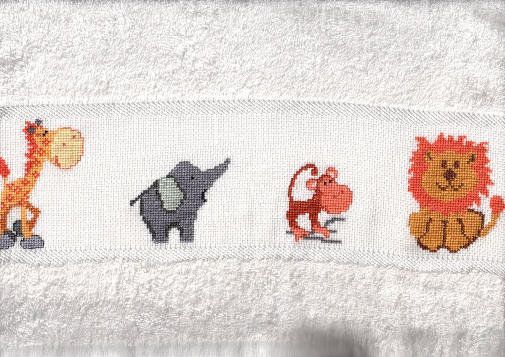 motif point de croix serviette