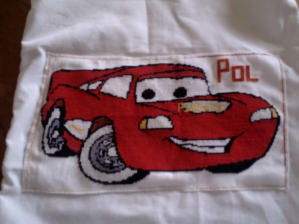 point de croix voiture cars