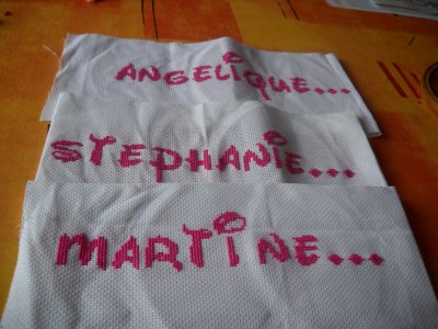 point de croix ecriture disney