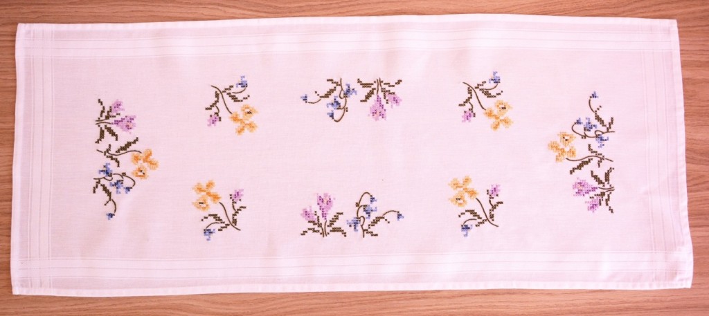 point de croix nappe de table